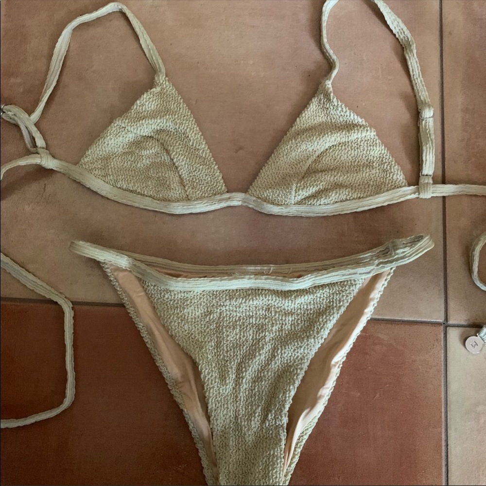 Zulú and zephyr bikini